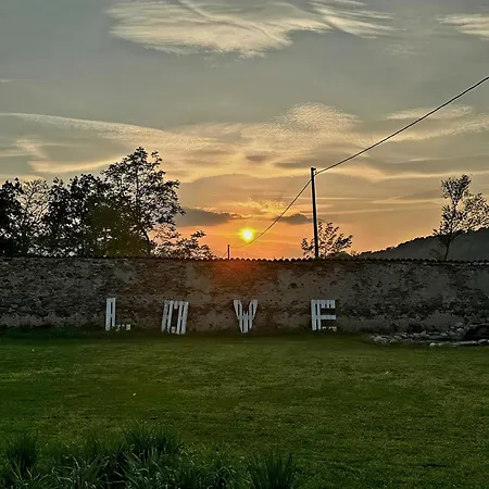Bed & Breakfast Cascina Tavella - & Animals
